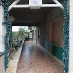 Seven &home Restaurant *