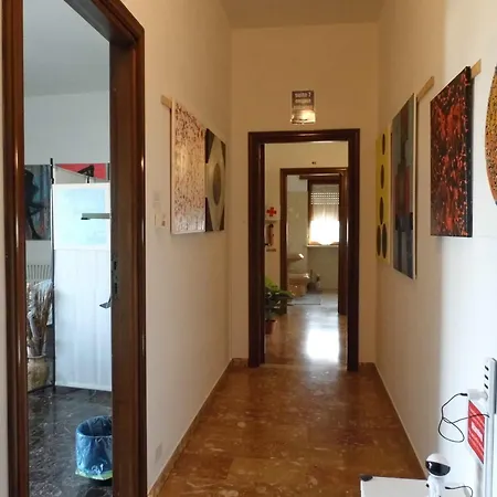Seven &home Restaurant Apartment *